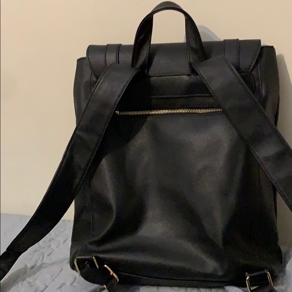 Backpack - Picture 2 of 2